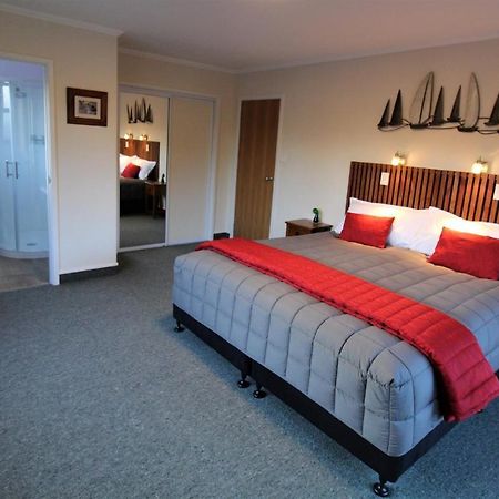 Labyrinth Gardens Guest House Такака Екстер'єр фото